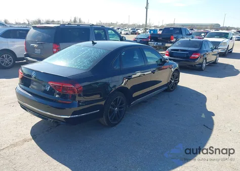 2018 Volkswagen Passat 2.0T R-Line/2.0T S z USA, uszkodzony, nr VIN 1VWAA7A34JC039593